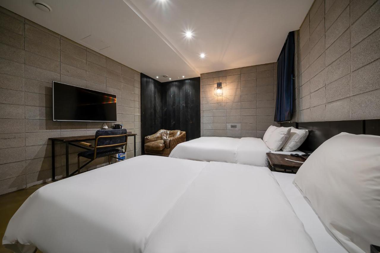 Hotel The Designers Kondae Seoul Bagian luar foto