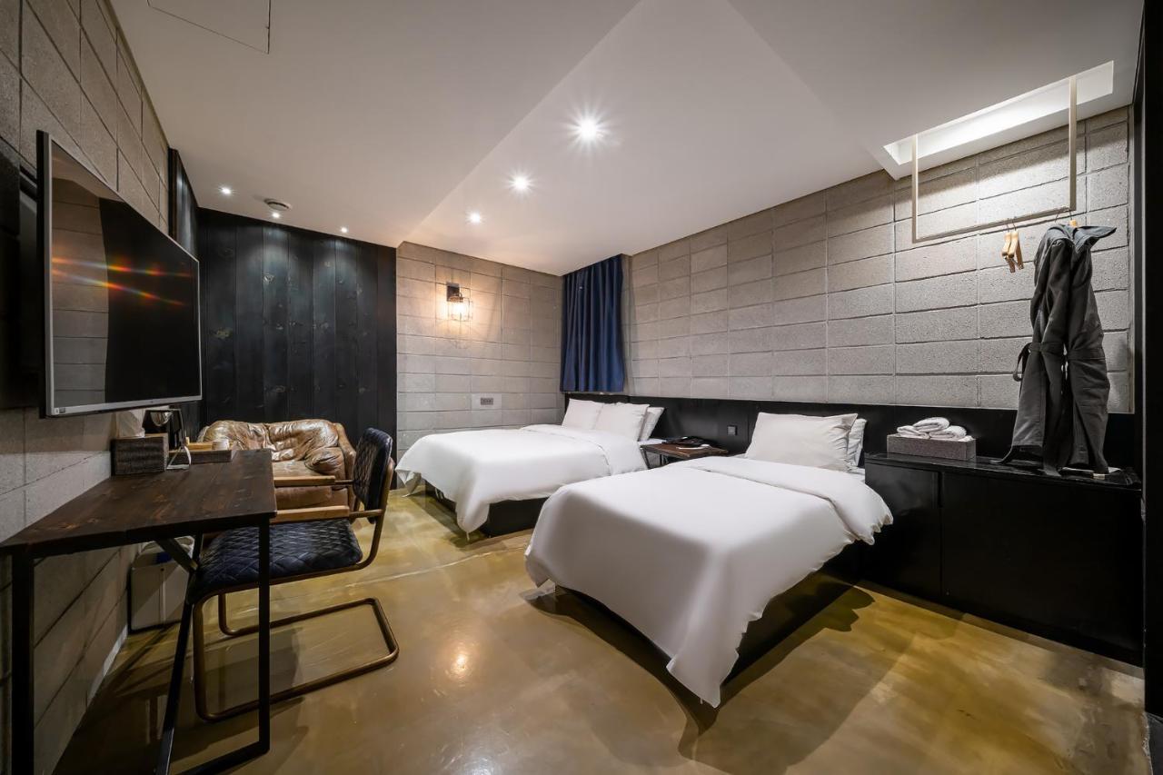 Hotel The Designers Kondae Seoul Bagian luar foto